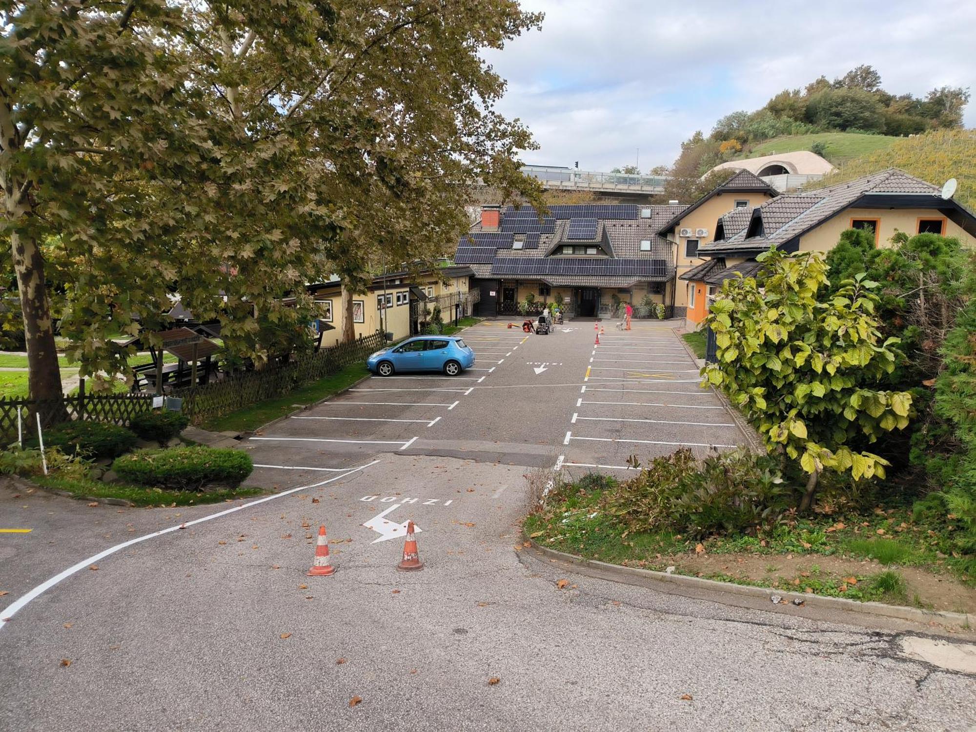 Crni Baron Pension Black Baron Maribor Eksteriør billede
